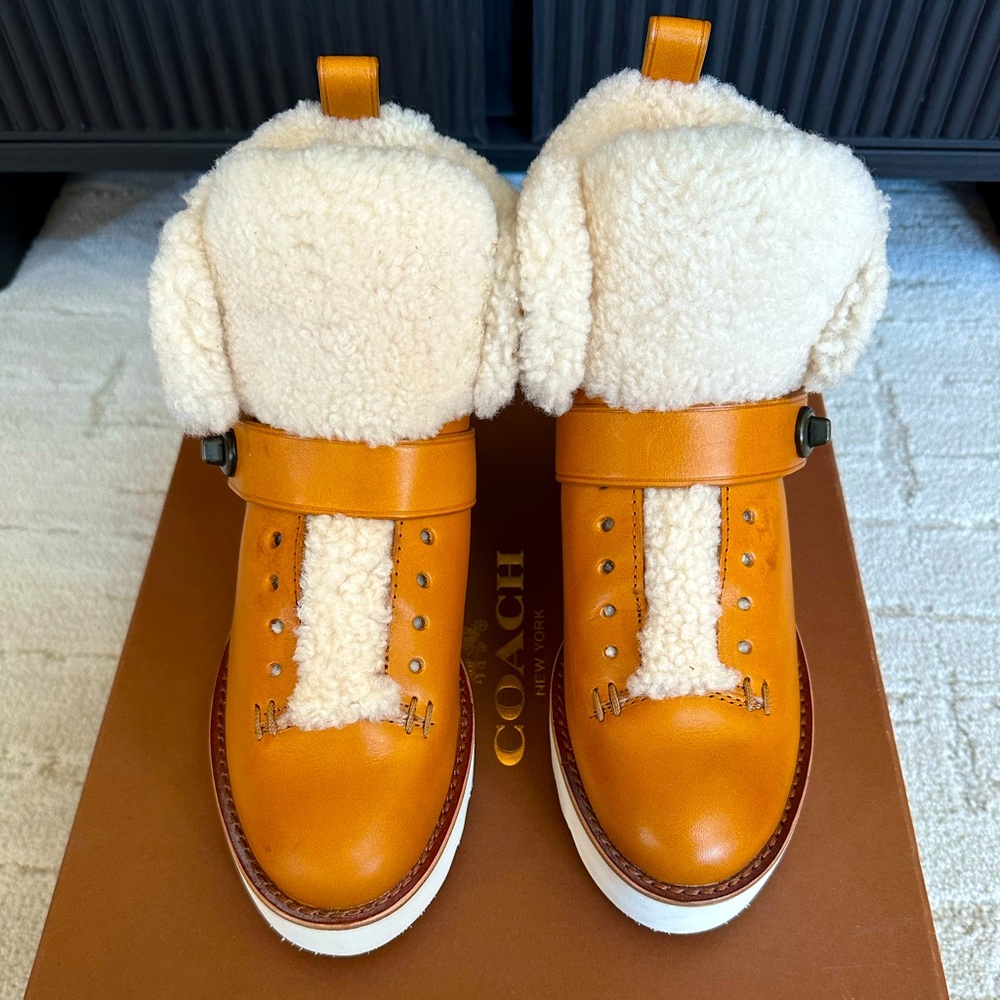 NWT Coach Urban Hiker 6.5 Ankle Boots in Saffron